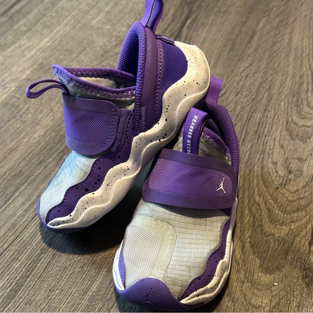 Air Jordan Kids Girls Sneakers in Purple and Gray Toddler Size 8